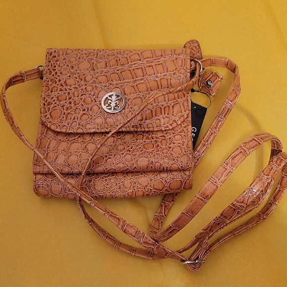 George "Wallet on String" - Picture 4 of 6